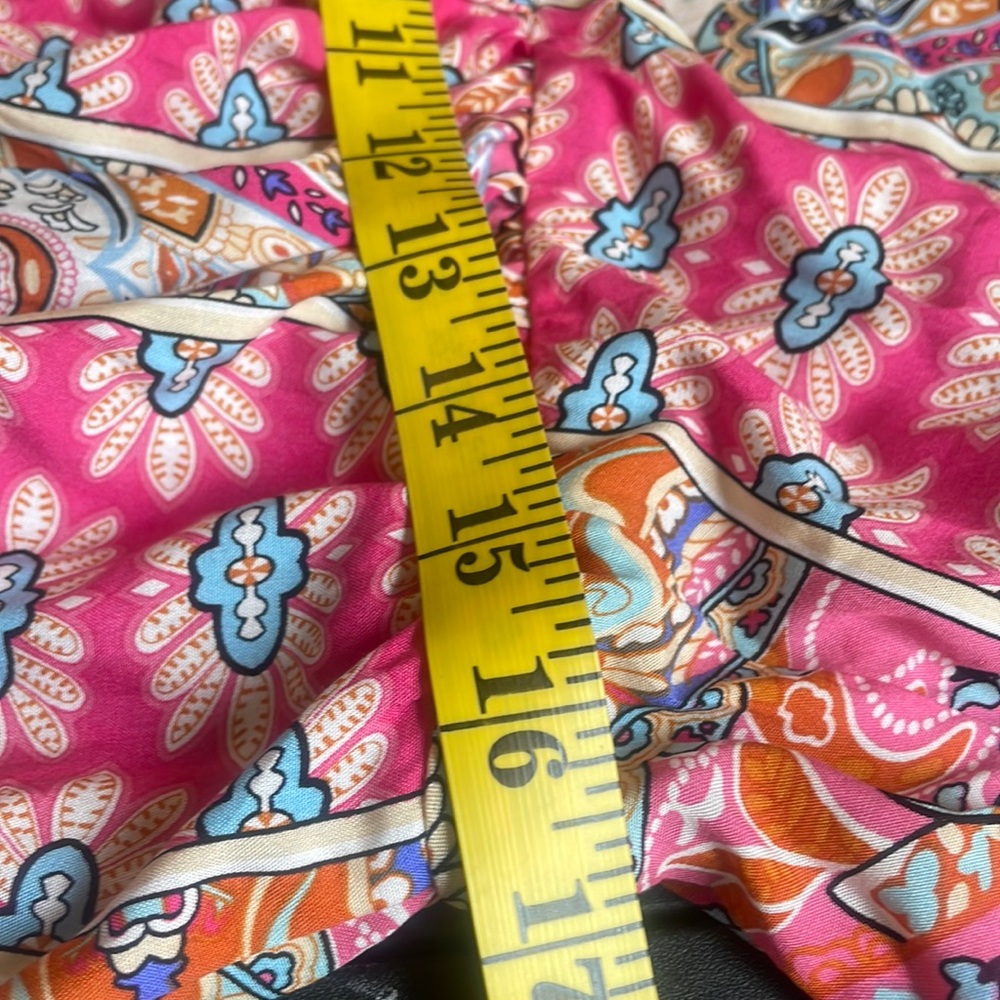 Pink multi colored hanker chief dress,V neck,tie in back,floral print,mid sleeve - Picture 8 of 12